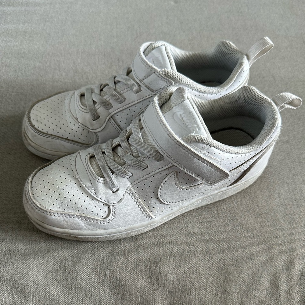 Nike boys shoes
